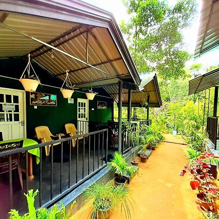 Green Lantern Inn Ella Exterior foto