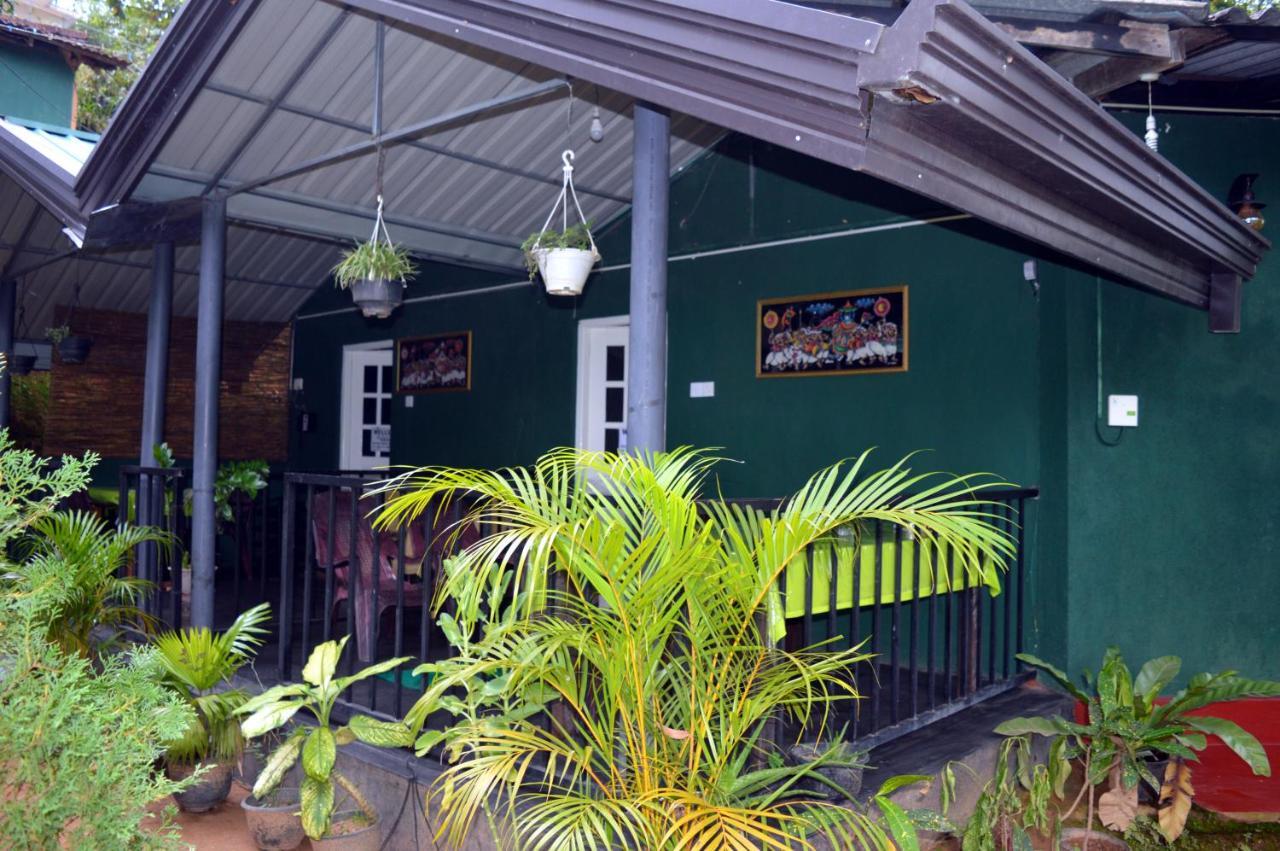 Green Lantern Inn Ella Exterior foto